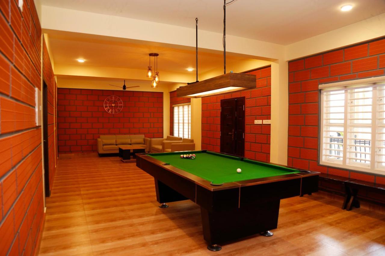 Serene Crest Resort مانانثافادي المظهر الخارجي الصورة